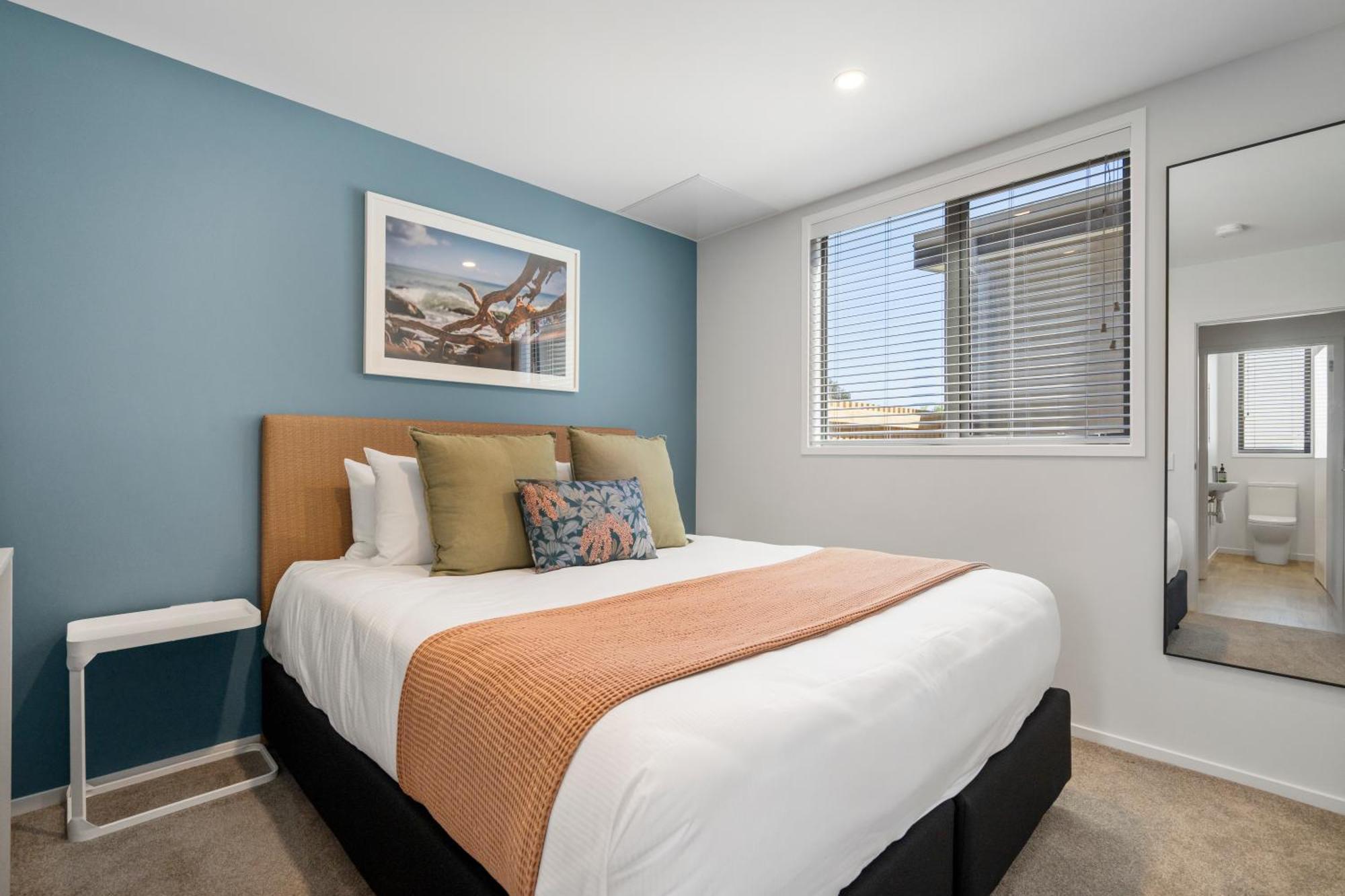 Tasman Holiday Parks - Papamoa Beach Exterior photo A bedroom at the hotel