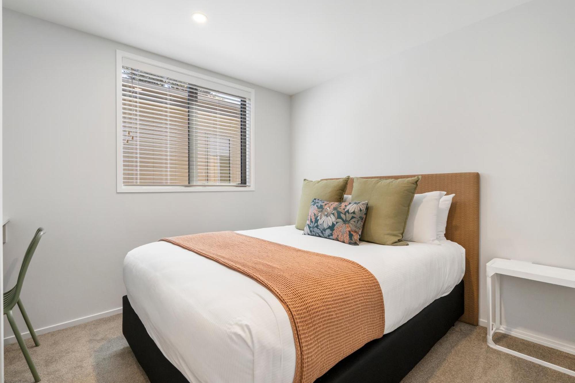 Tasman Holiday Parks - Papamoa Beach Exterior photo A bedroom at the hotel
